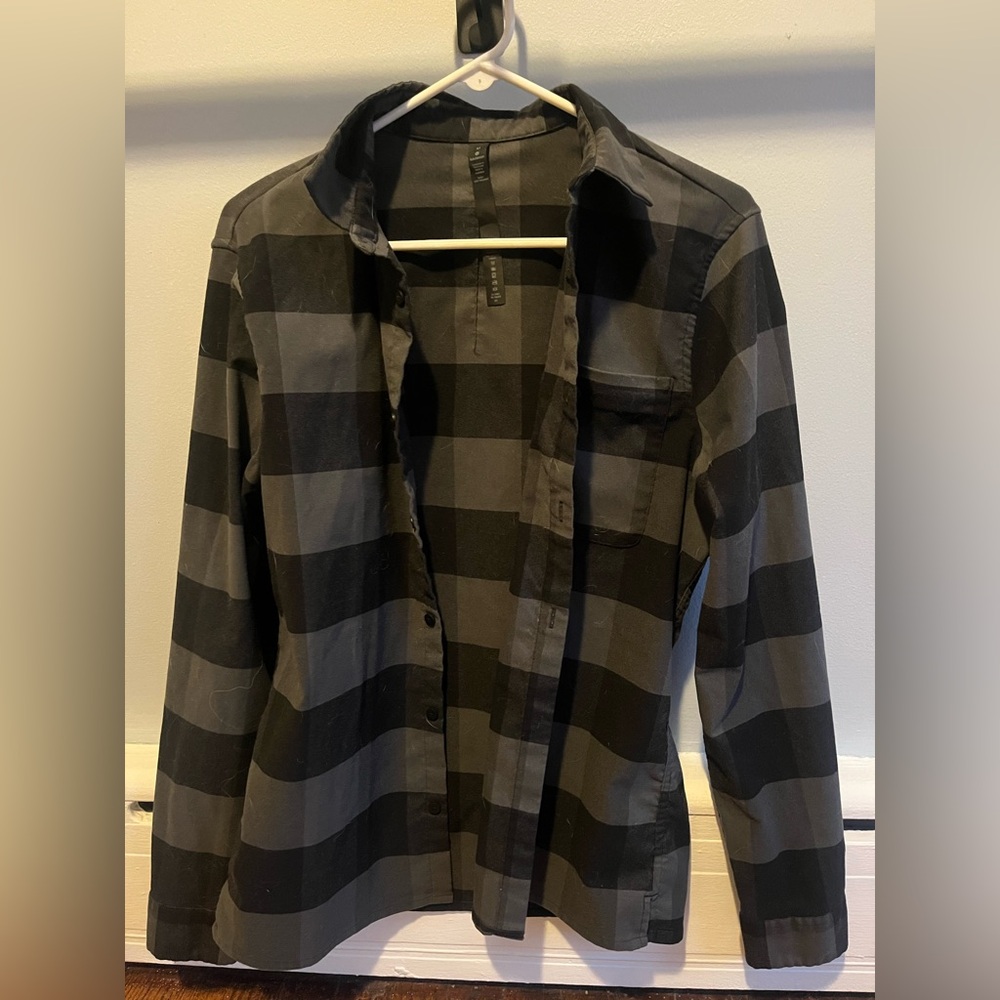 Lululemon Black and Gray Plaid Button-Up Shirt